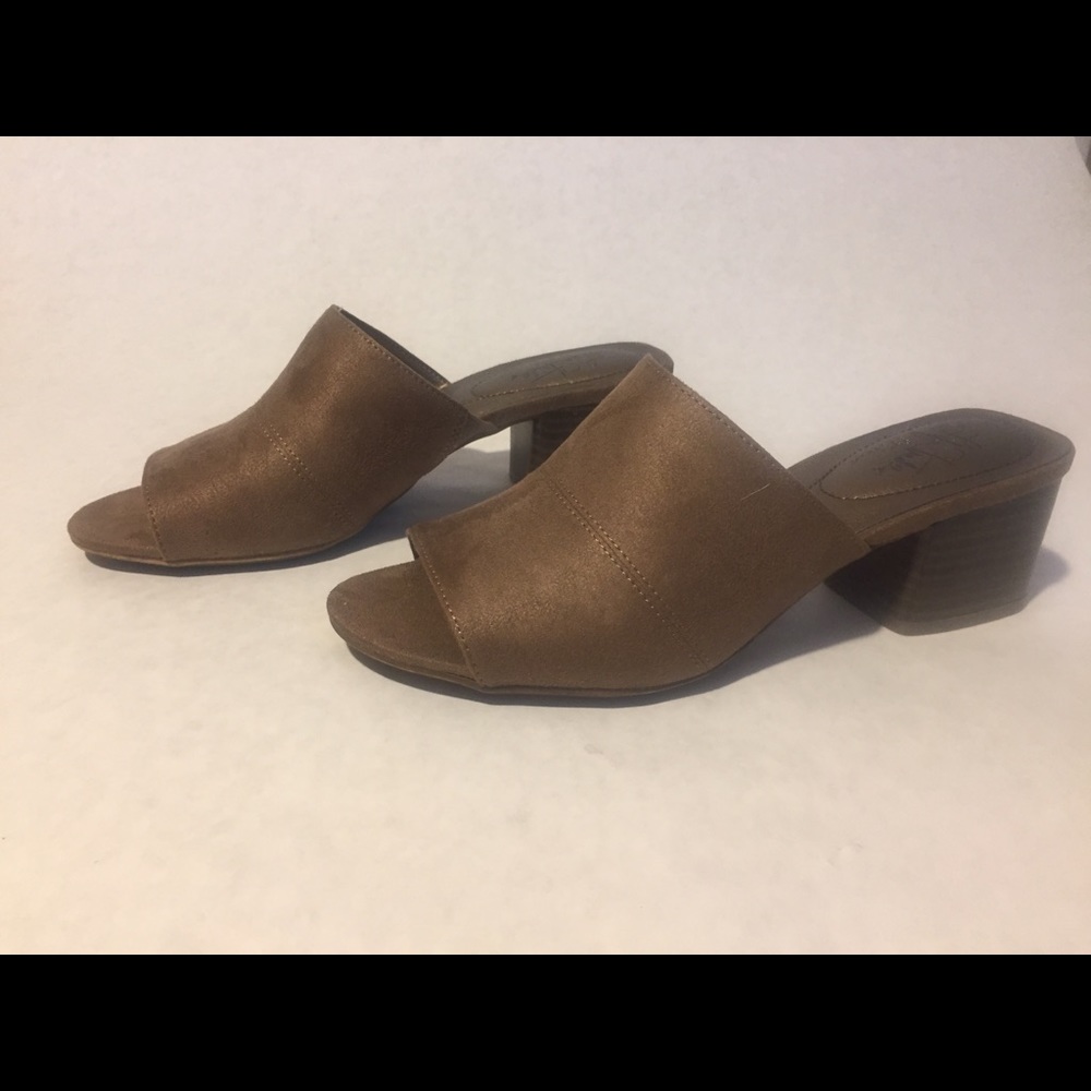Life Stride Soft System Mules